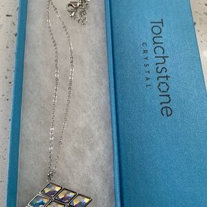 Beaut Swarovski necklace
